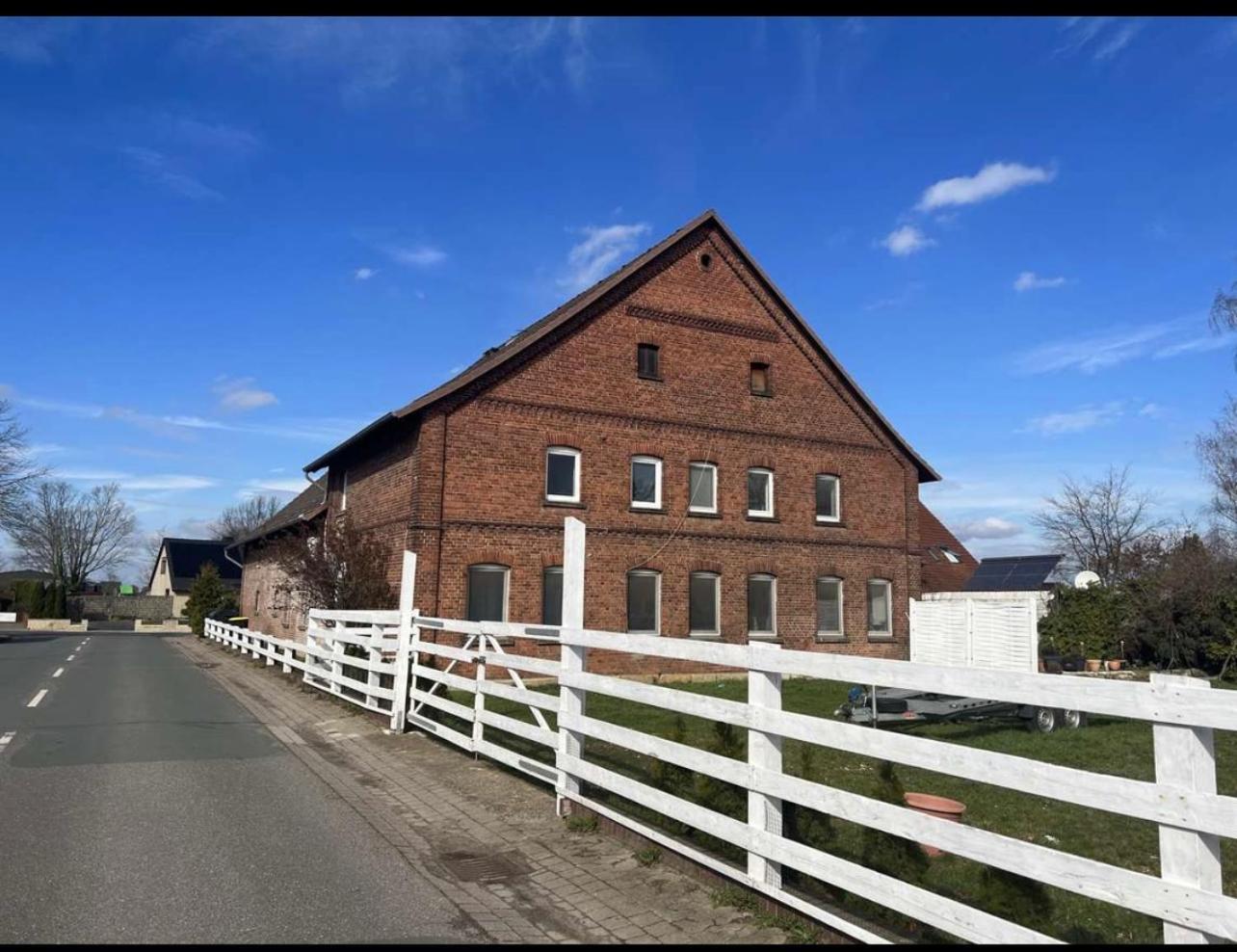 Appartement Beckedorf - Netflix - Klimaanlage - 2 Zimmer - Appartement Mit Einbaukueche Und Modernem Badezimmer! Buitenkant foto